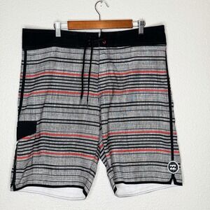 Billabong Platinum X Boardshorts 38 Hydrostretch‎ Surf Swim Skate Trunks Stripe